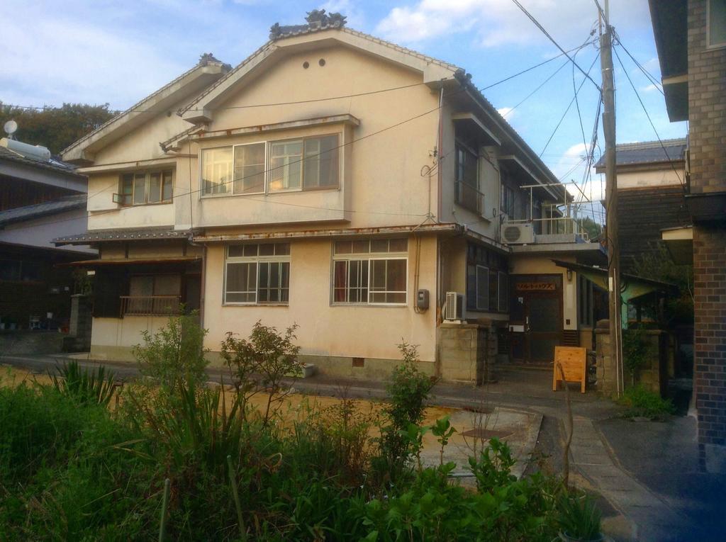 Hôtel Salt House Shimanami Gh à Imabari Railway Station Extérieur photo