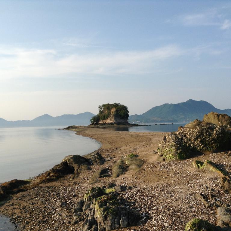 Hôtel Salt House Shimanami Gh à Imabari Railway Station Extérieur photo